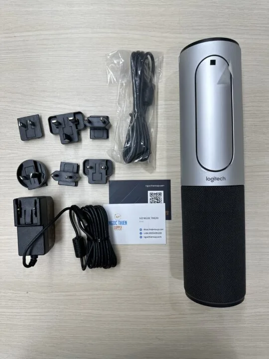 Logitech ConferenceCam Connect-01