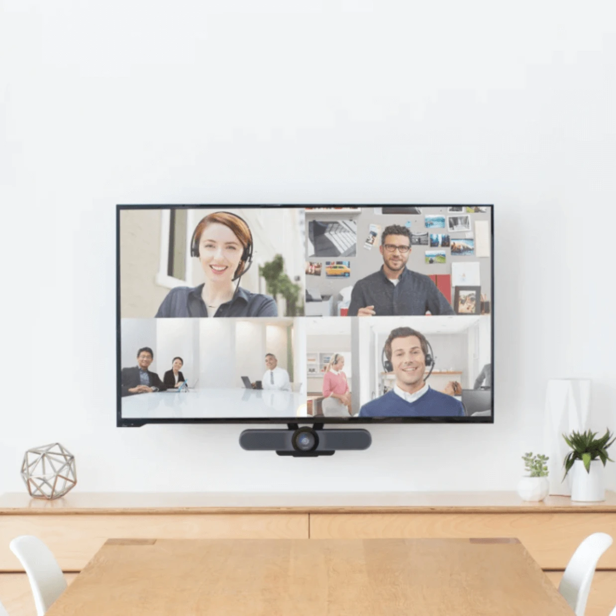 Tại sao nên chọn Logitech Meetup cho doanh nghiệp