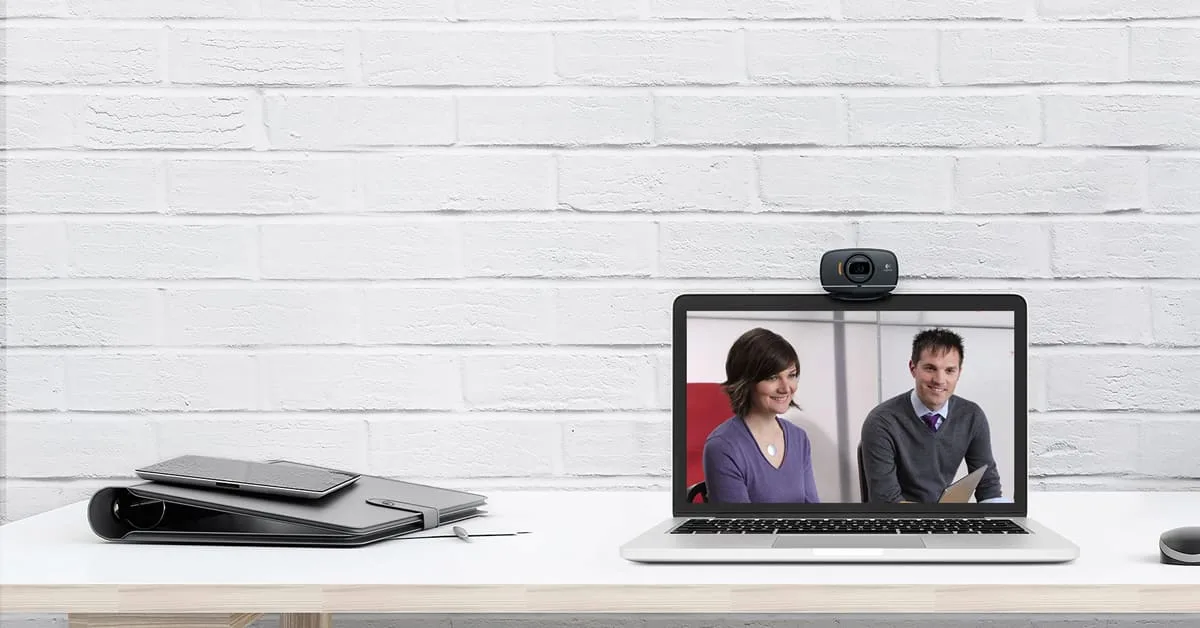 WebcamLogitechB525-2