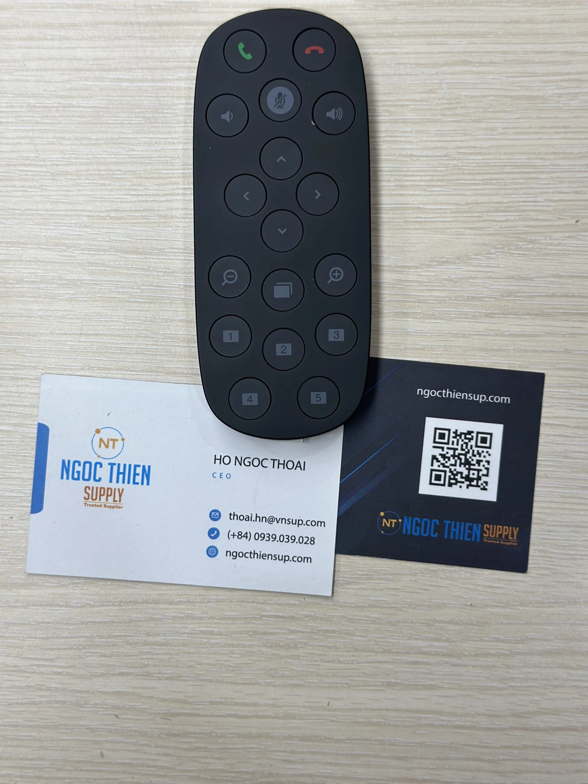 Điểu khiển từ xa của thiết bị hội nghị logitech group