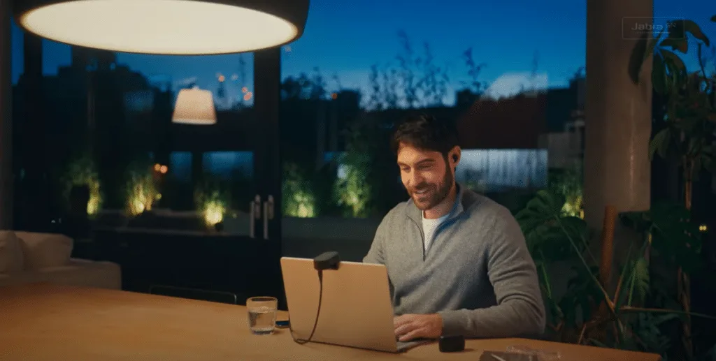 4 điều cần biết về tai nghe: #2. Tai nghe dạng gì?