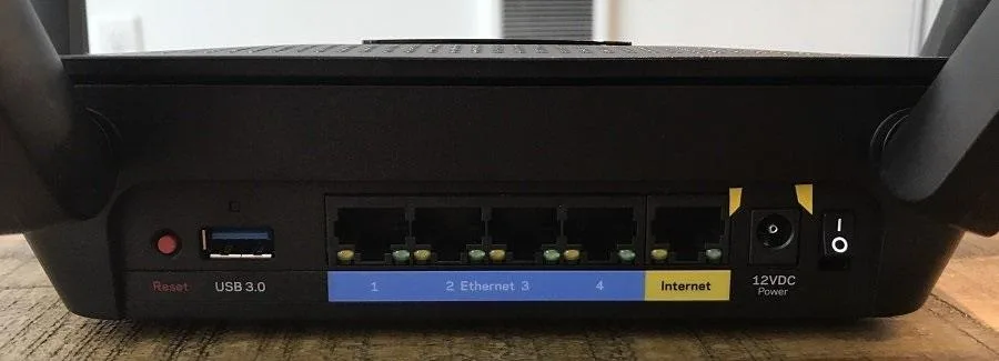 router-wifi-linksys-ea8300