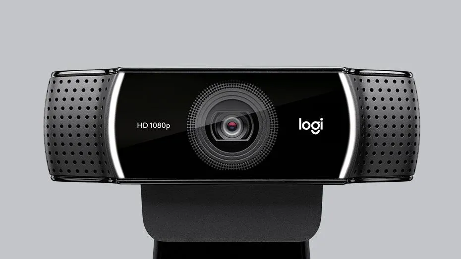 Logitech C922 Pro có khả năng tự động lấy nét và hiệu chỉnh ánh sáng