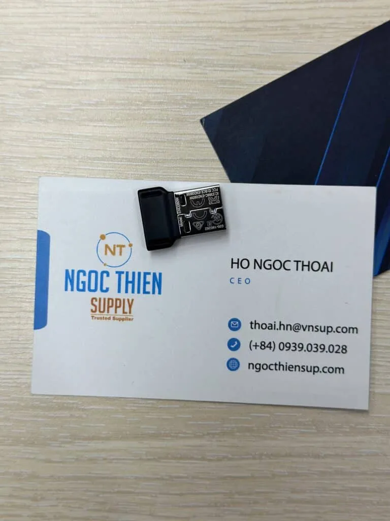 Dongle trong Jabra Speak 510 Plus