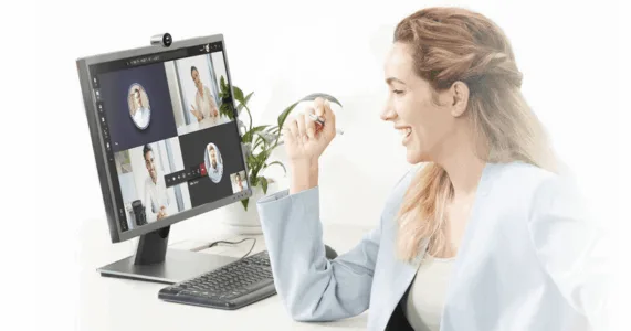 Âm thanh HD với micro tích hợp