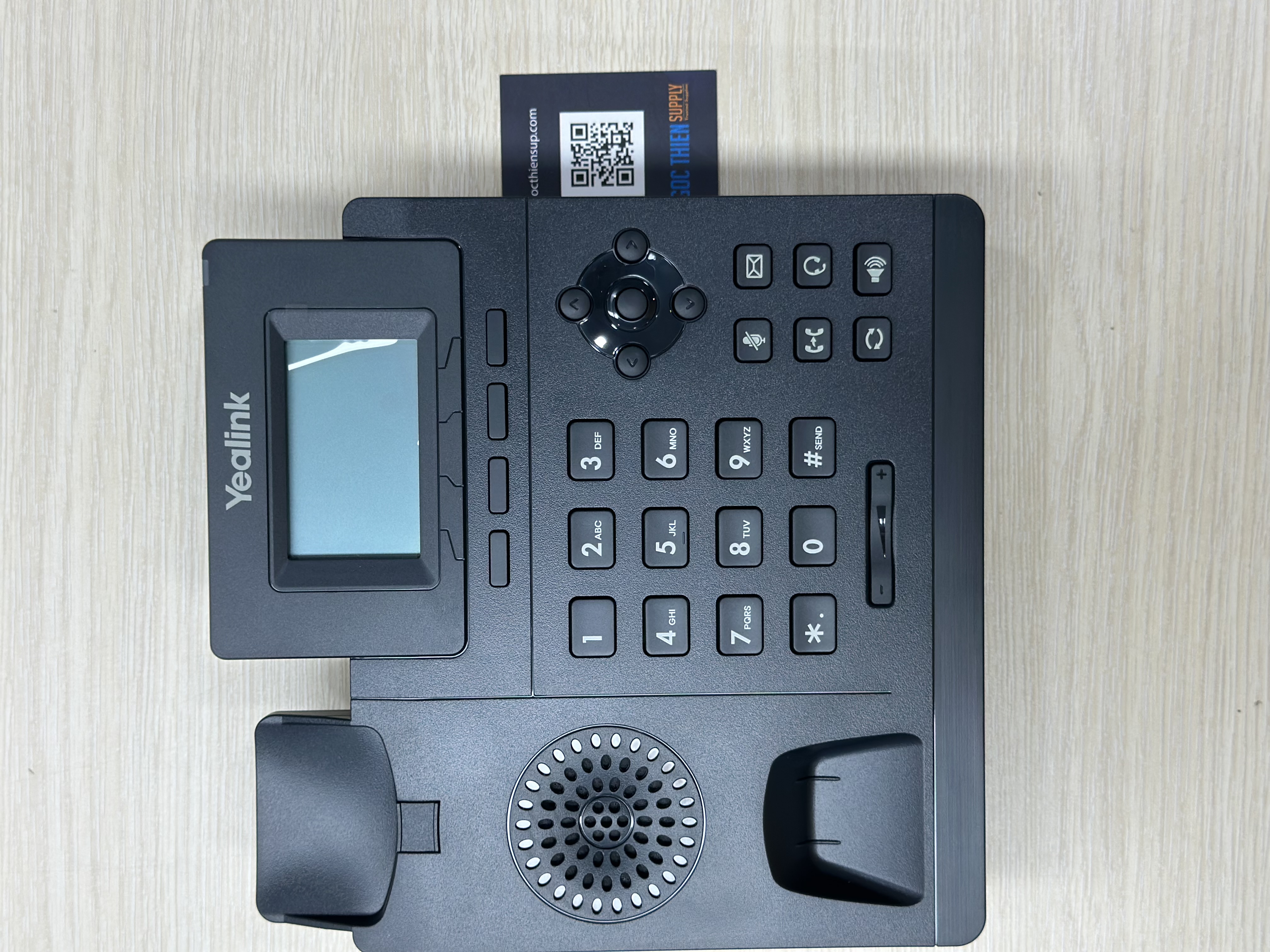 Điện thoại IP Yealink SIP-T30-02