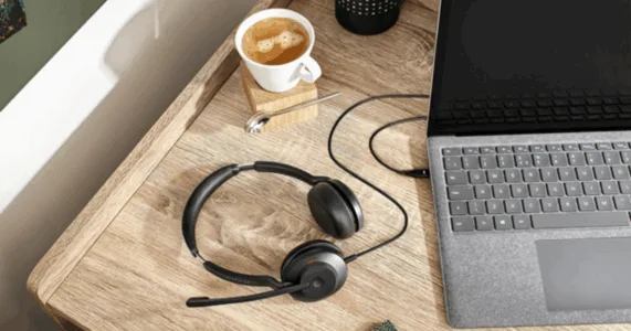 Kết nối USB-C tiện lợi, tương thích đa nền tảng