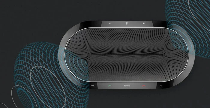 tích hợp nhiều micrô cao cấp chuyên nghiệp và một loa công suất lớn