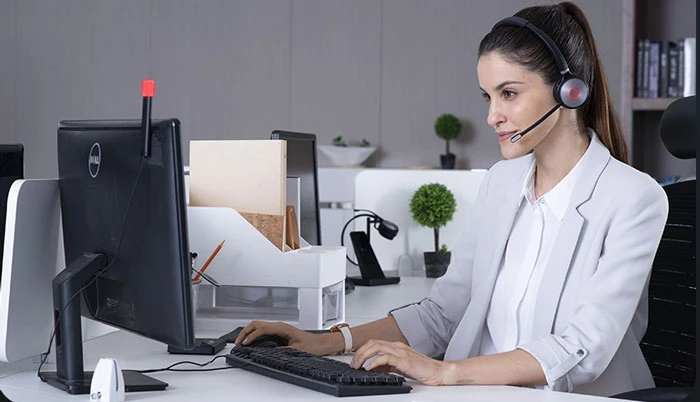 Yealink WH62 tích hợp đèn báo bận thông minh