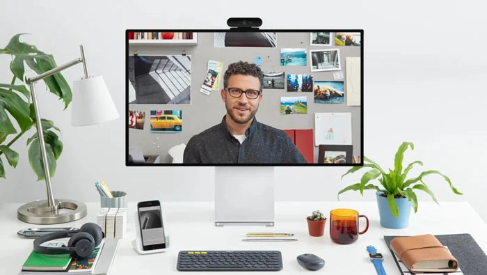 Logitech 4K Pro Magnetic là Webcam hội nghị hay còn gọi là camera hội nghị truyền hình HD cao cấp