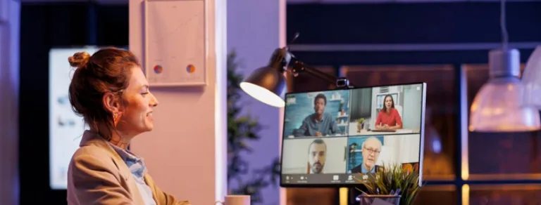 Mua Webcam họp trực tuyến giá rẻ ở đâu