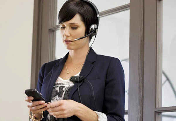 Tai nghe Bluetooth Plantronics Blackwire 720-M