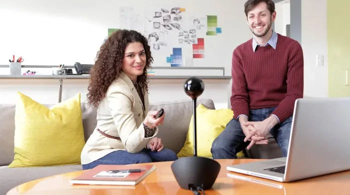 Micro họp trực tuyến tích hợp loa và camera Logitech BCC950