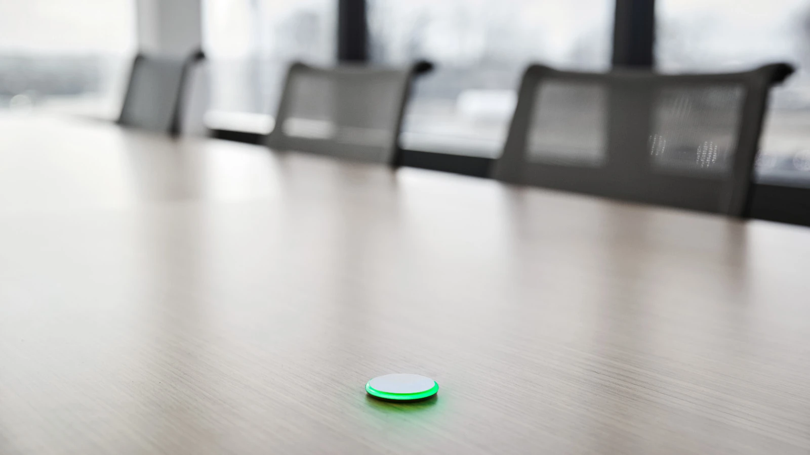 nút tắt tiếng shure mxa-nmb là gì