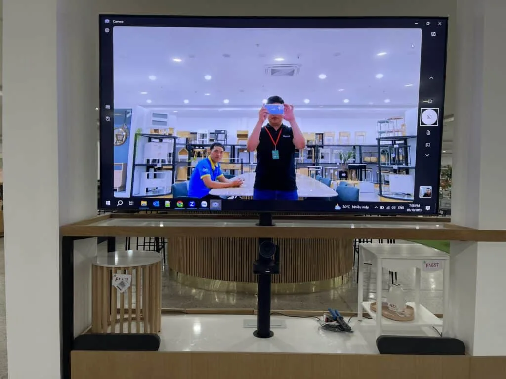 phong hop thu 3 tai Cong ty Co phan do dung Gia đinh Viet Nam