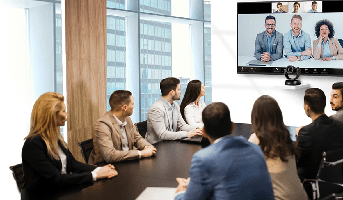 ung dung cam520 pro2 trong phong hop vua va lon