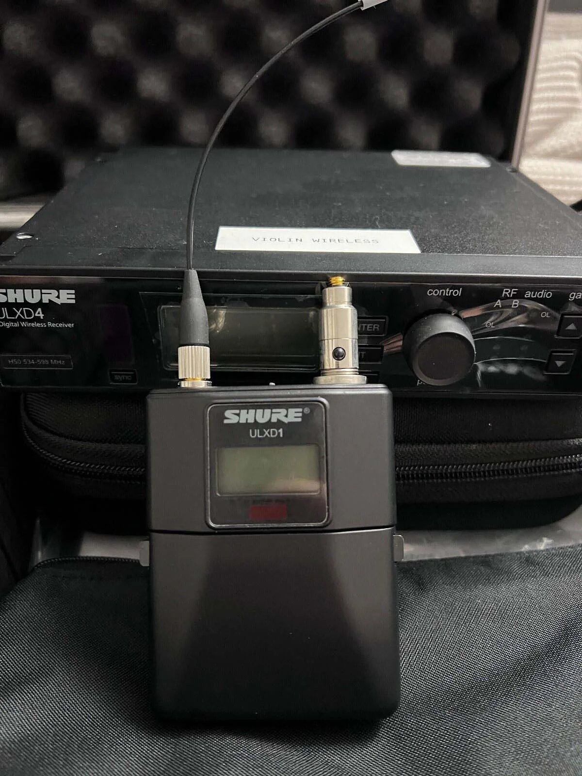 bộ phát bodypack shure ulxd1 là gì