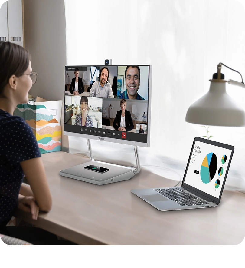 DeskVision A24 Microsoft Teams với khả năng đổi vai trò linh hoạt