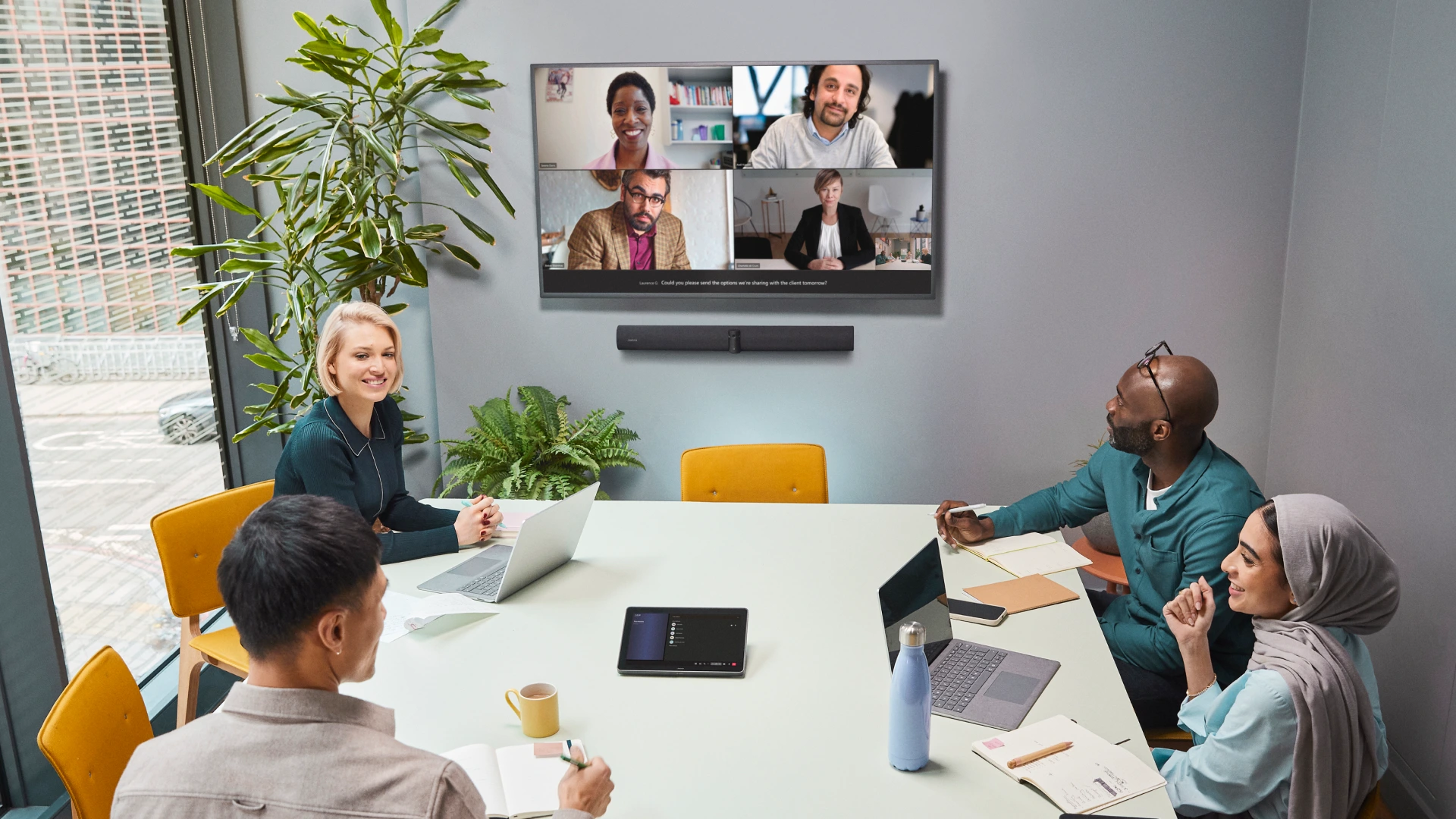 Ứng dụng Jabra PanaCast 50 Video Bar System trong phòng họp thực tế