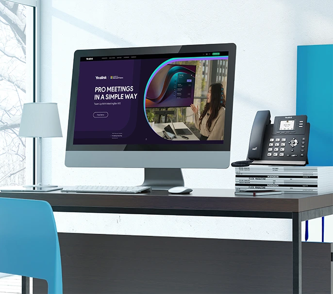 Yealink MP52 Teams Edition trên bàn làm việc