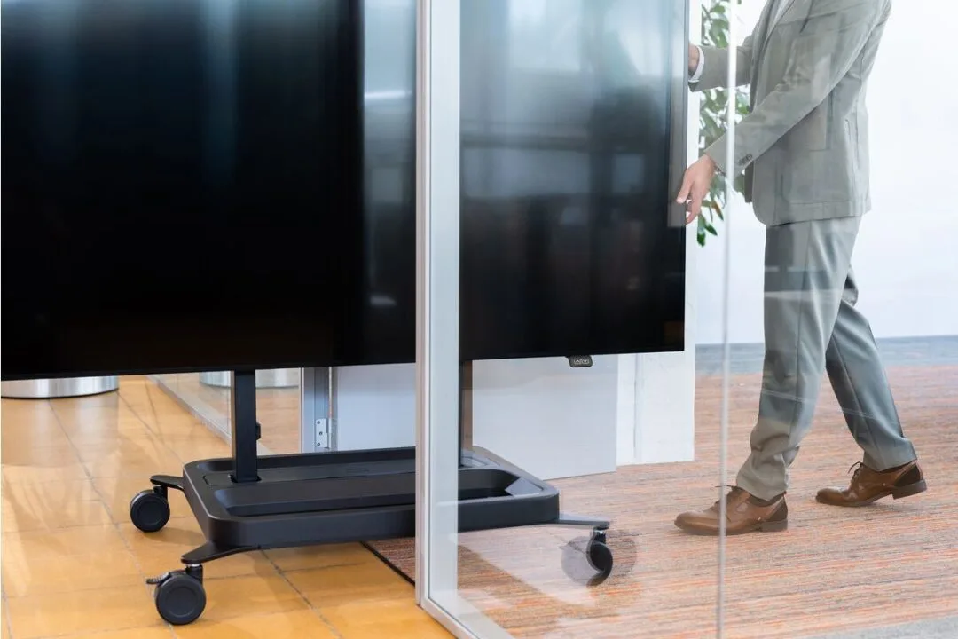 Dễ dàng di chuyển Vogel’s RISE 5308