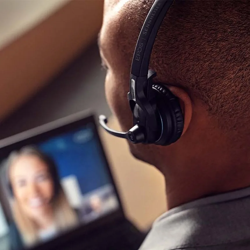 impact-mb-pro---man-wearing-hedaset-and-having-online-meeting