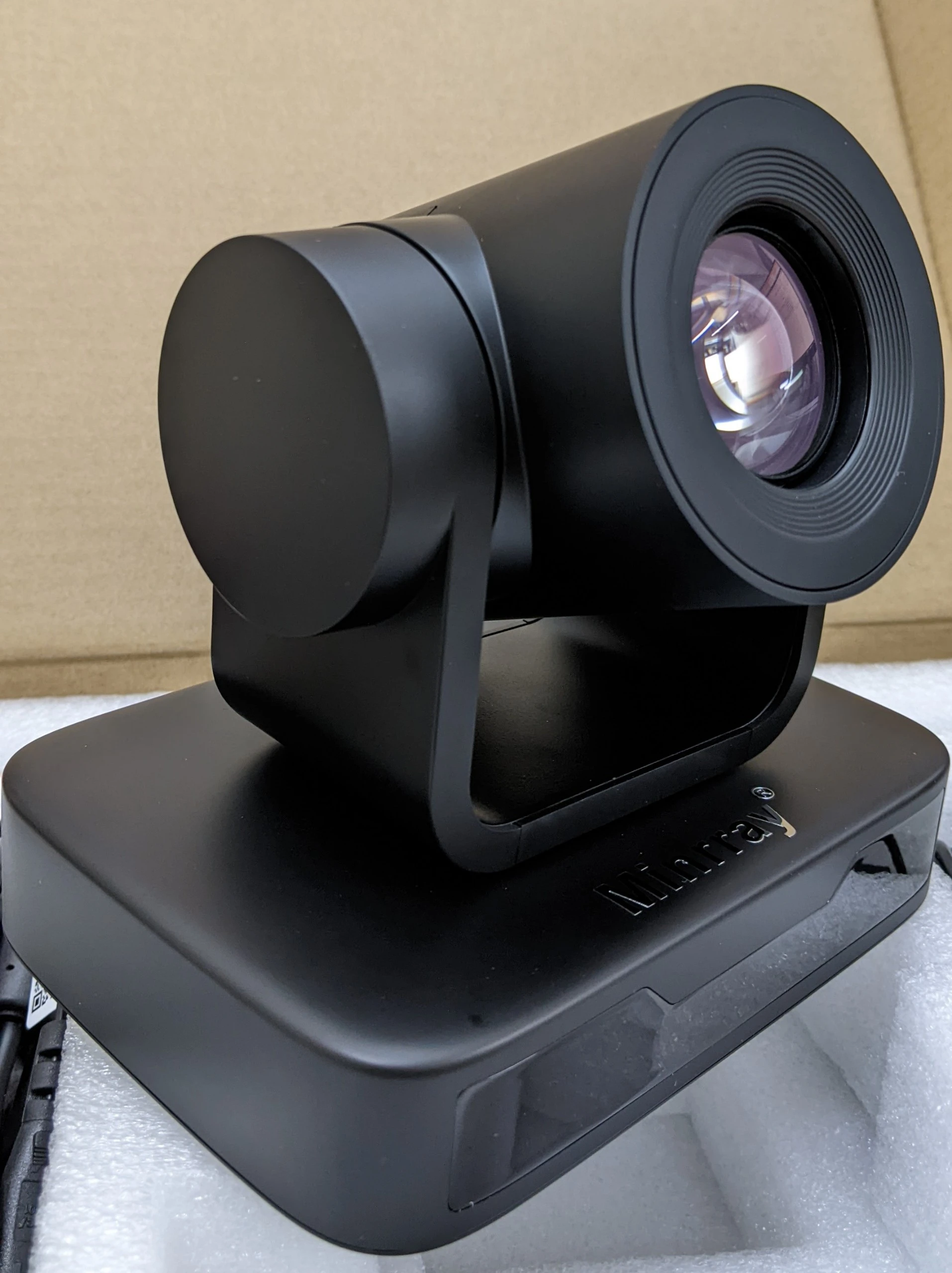 Camera hội nghị cho phòng hợp vừa và lớn VM515AM-10-U2