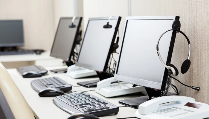 Kết nối tai nghe headphone 3.5 với máy tính bàn