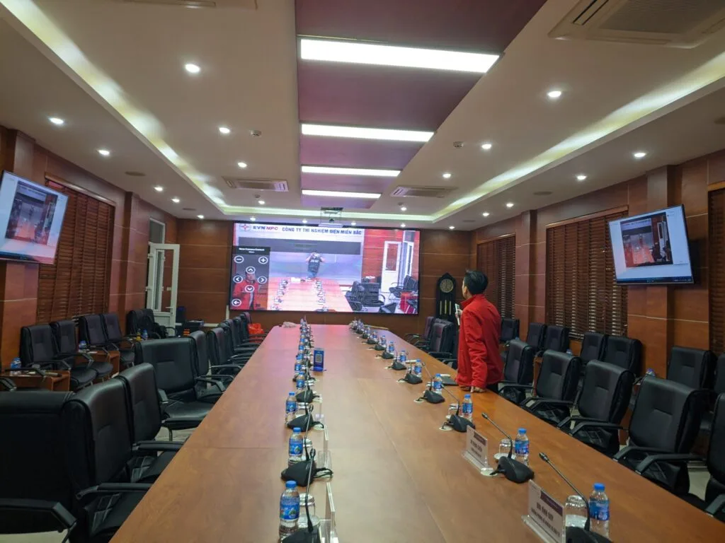 Test khả năng zoom của camera tại Công Ty Tnhh Một Thành Viên Thí Nghiệm Điện Miền Bắc