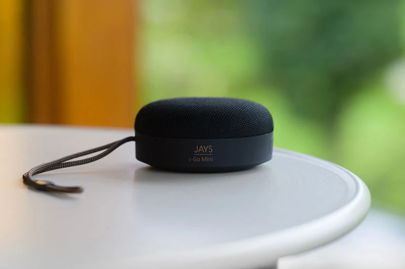 Loa bluetooth cao cấp Jays S Go thanh lịch - gọn gàng