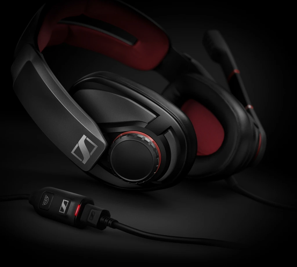 Bộ xử lý âm thanh được nối với máy tính qua cổng USB