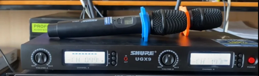 Gọi cho Ngọc Thiên để được báo giá Micro Shure UGX9 chính hãng