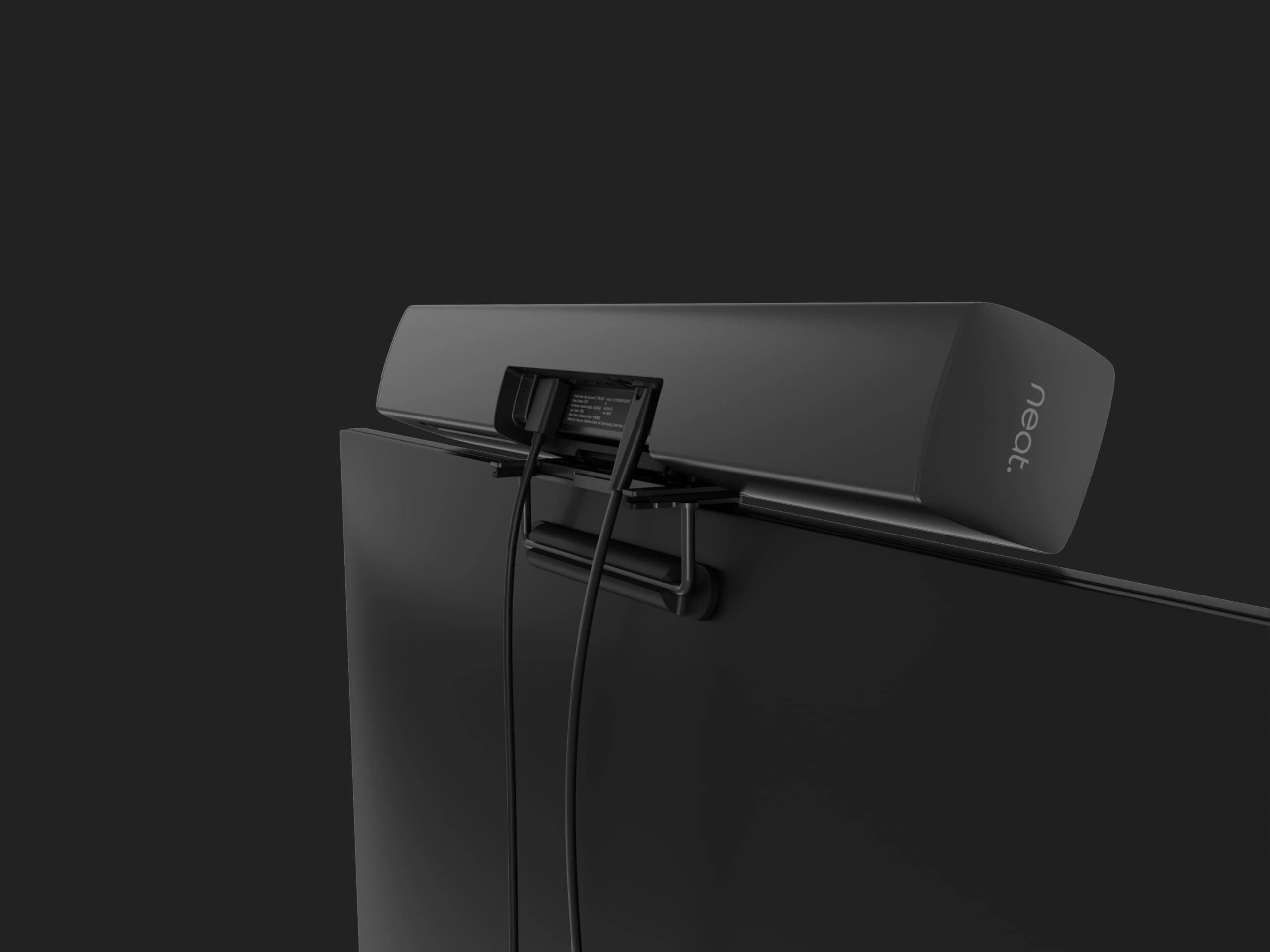 Neat Bar dễ gắn vào màn hình khi lắp đặt