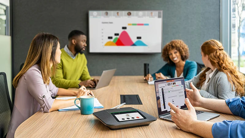 Cisco Webex Room Phone (CP-ROOM-C-K9) trong phòng họp