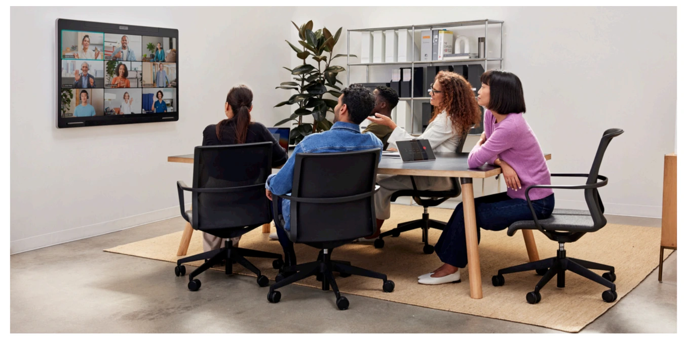 Hội nghị truyền hình trong phòng họp với Cisco Board Pro 55