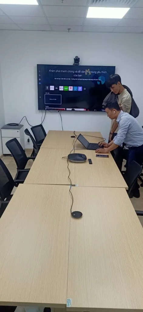 Lắp đặt hệ thống hội nghị truyền hình tại công ty cổ phần thời trang và mỹ phẩm Duy Anh