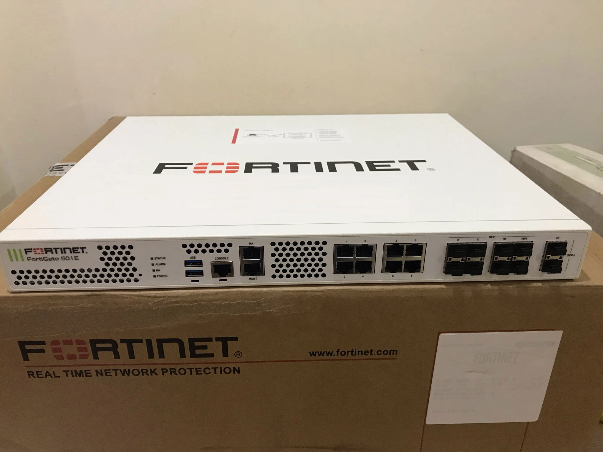 Thiết bị tường lửa Fortinet FortiGate 501E (FG-501E)