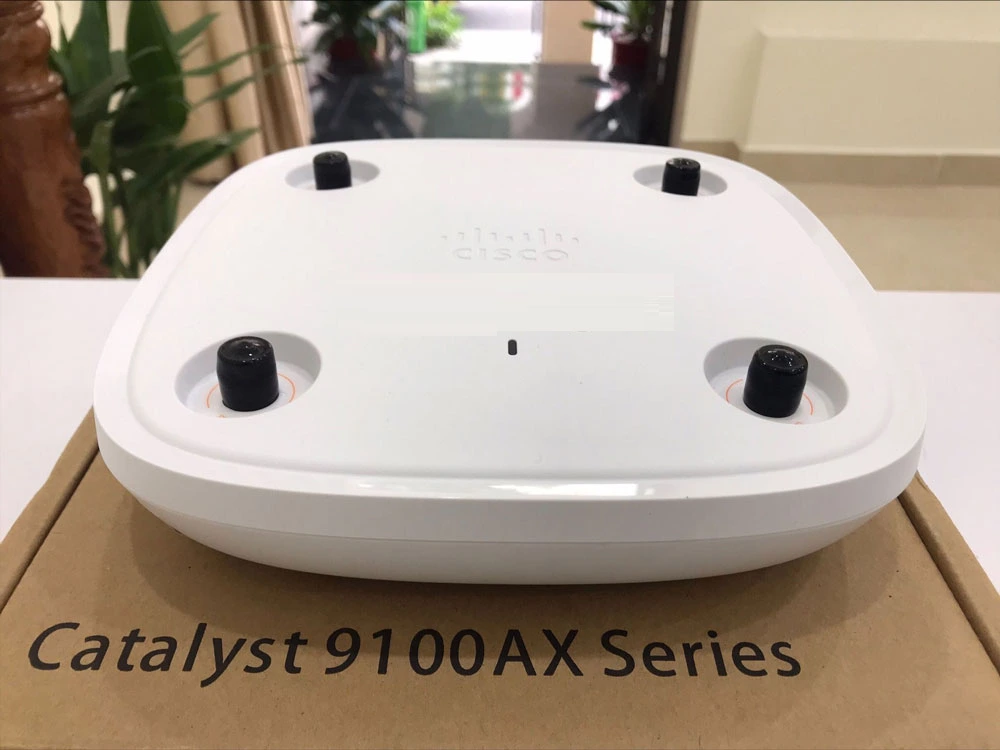 Các mặt của Cisco C9130AXE-STA-S