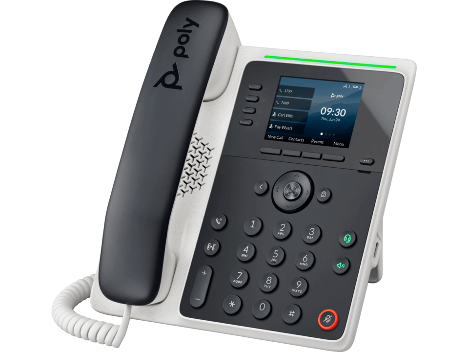 Điện thoại IP Phone Poly 82M87AA đang hoạt động