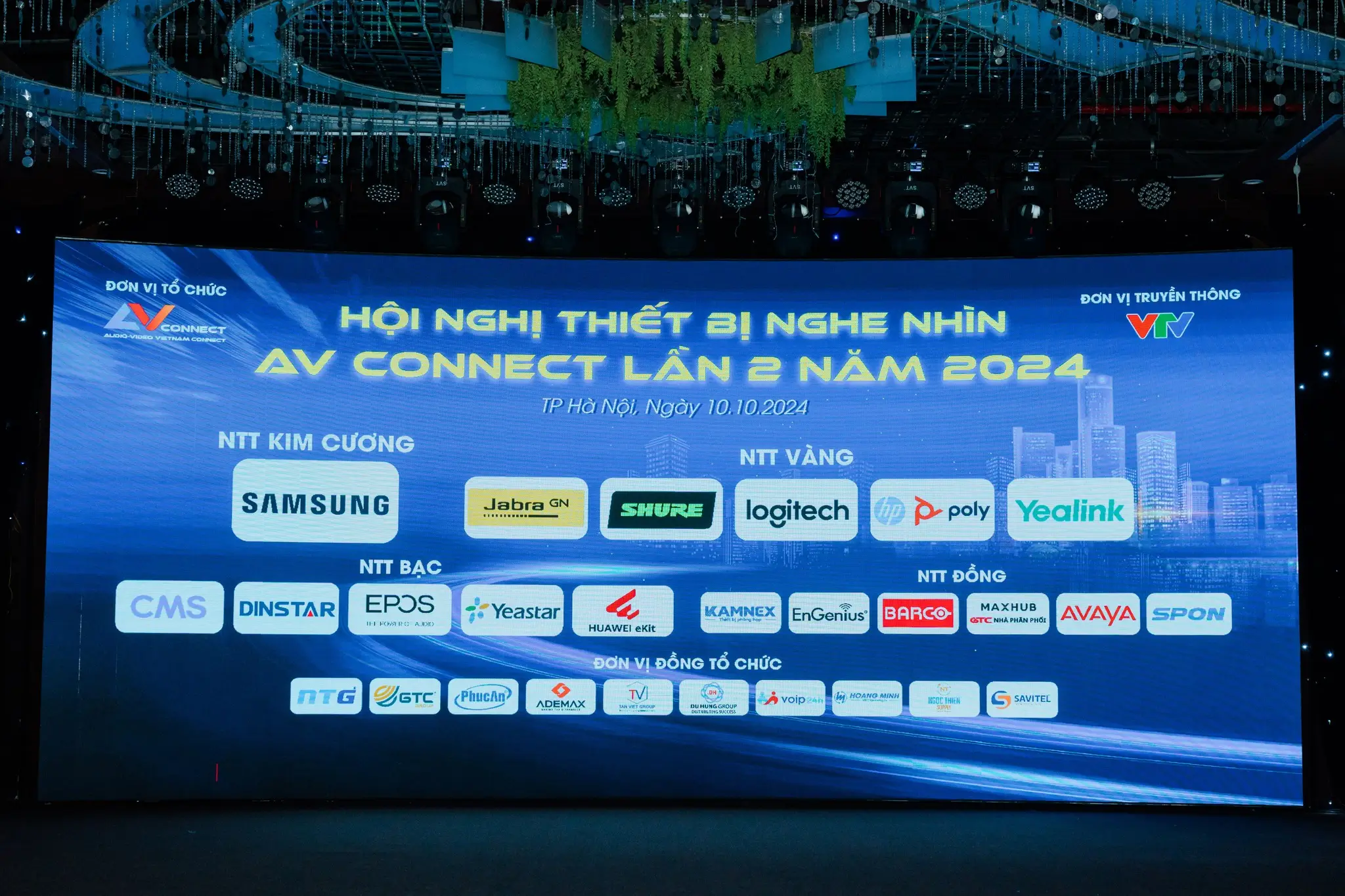 Về chúng tôi 2025 ngoc thien tham gia su kiẹn
