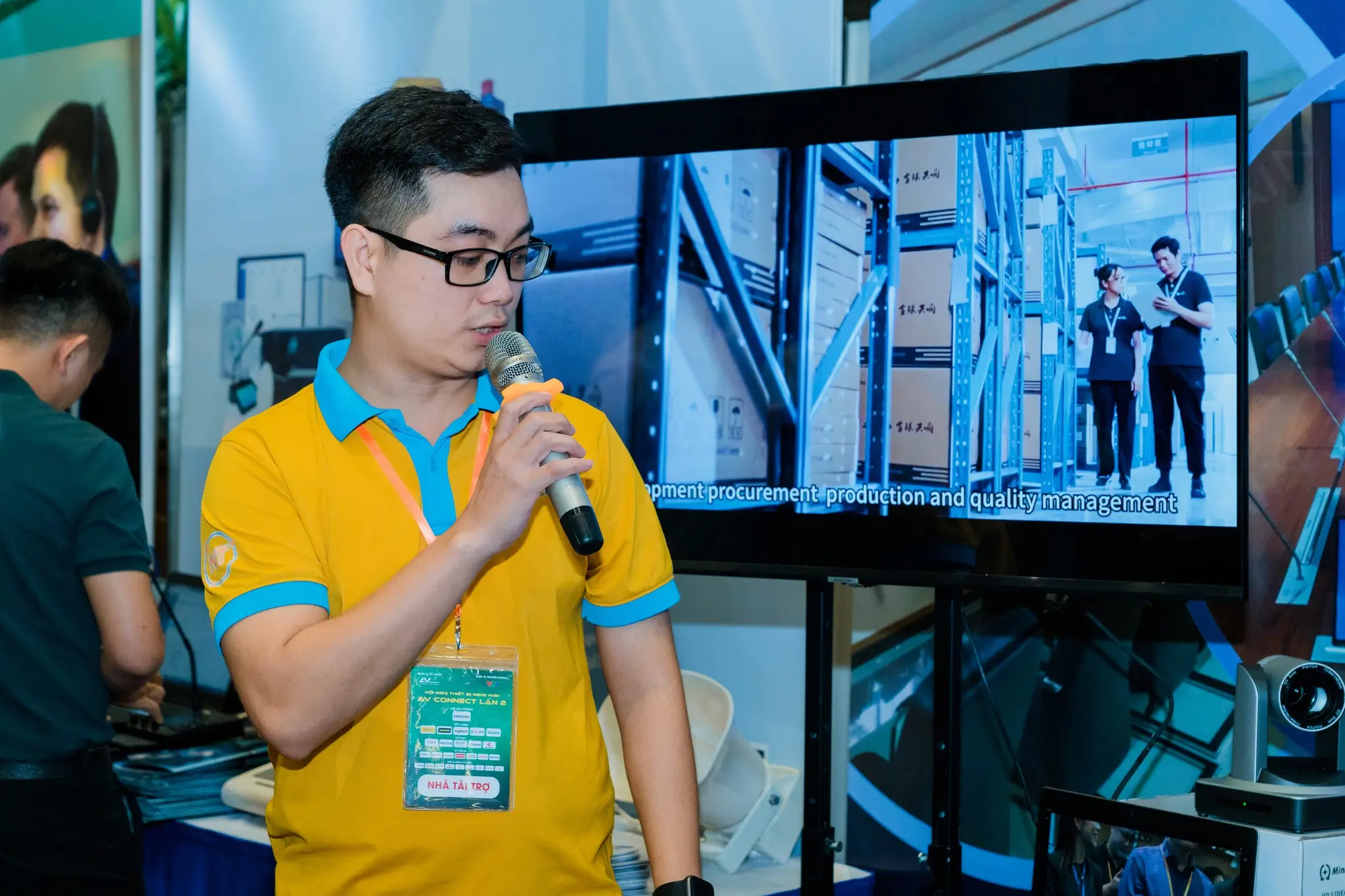 Về chúng tôi 2025 ngoc thien thuyet trinh tai gian hang huain