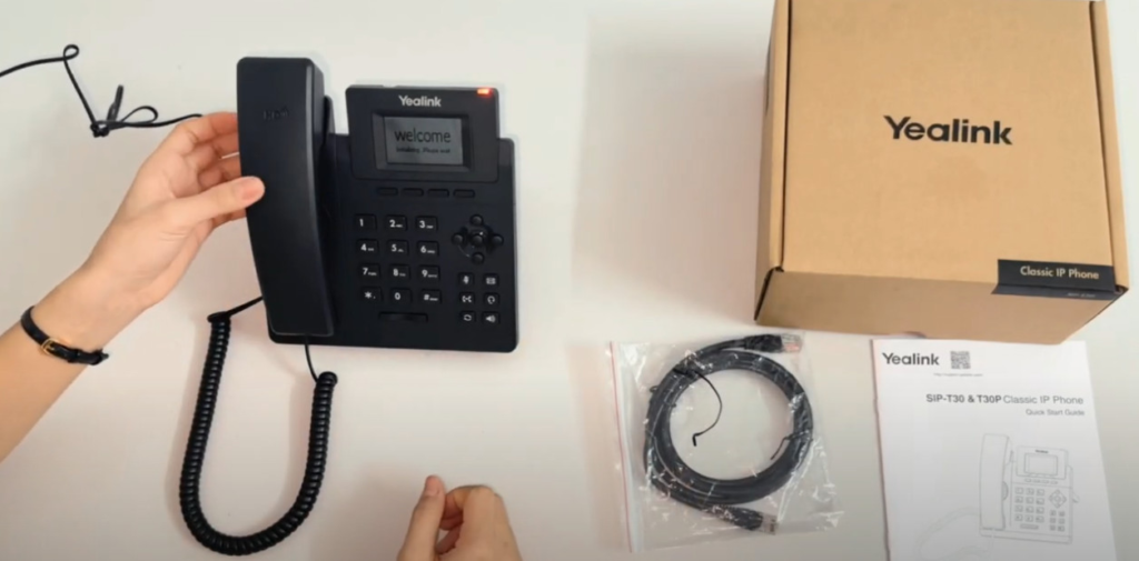 Yealink sip t30 đang bắt đầu quá trình khởi tạo