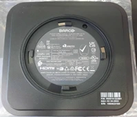 Nhận biết thiết bị Barco ClickShare Gen 2 qua nhãn dán trên Base Unit