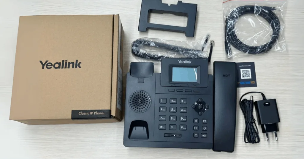 Yealink SIP-T30 gây chú ý với thiết kế cổ điển, gọn nhẹ