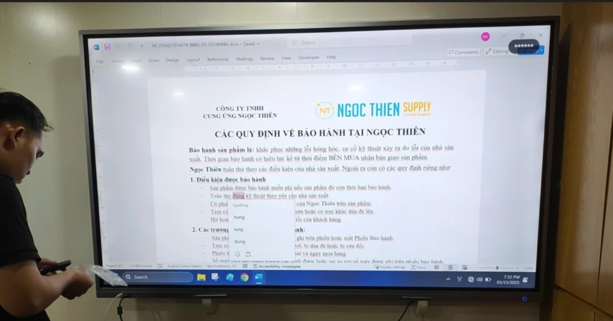 Lắp đặt màn hình tương tác Hikvision