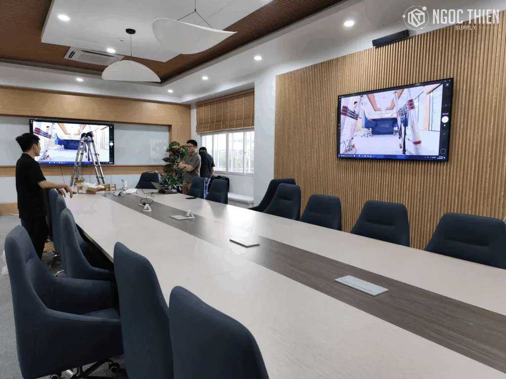 Hình ảnh thực tế lắp đặt thiết bị hội nghị Yealink