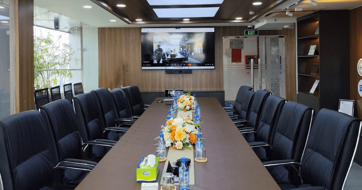 Hình ảnh thiết bị hội nghị trực tuyến thực tế