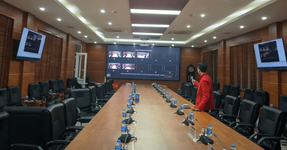 Hình ảnh thiết bị hội nghị truyền hình thực tế 5