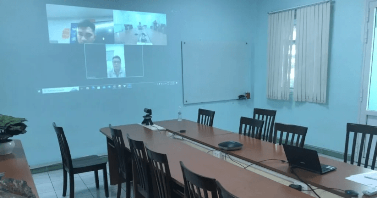 Hình ảnh thực tế bộ thiết bị họp trực tuyến cho phòng vừa 5