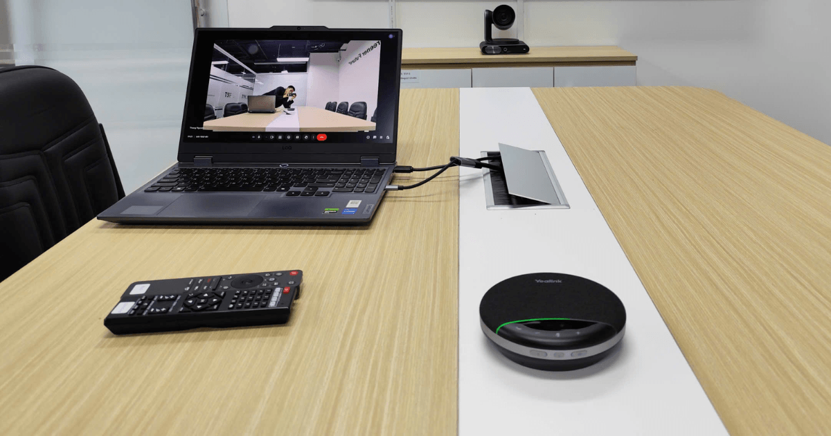 Hình ảnh thực tế loa hội nghị 7